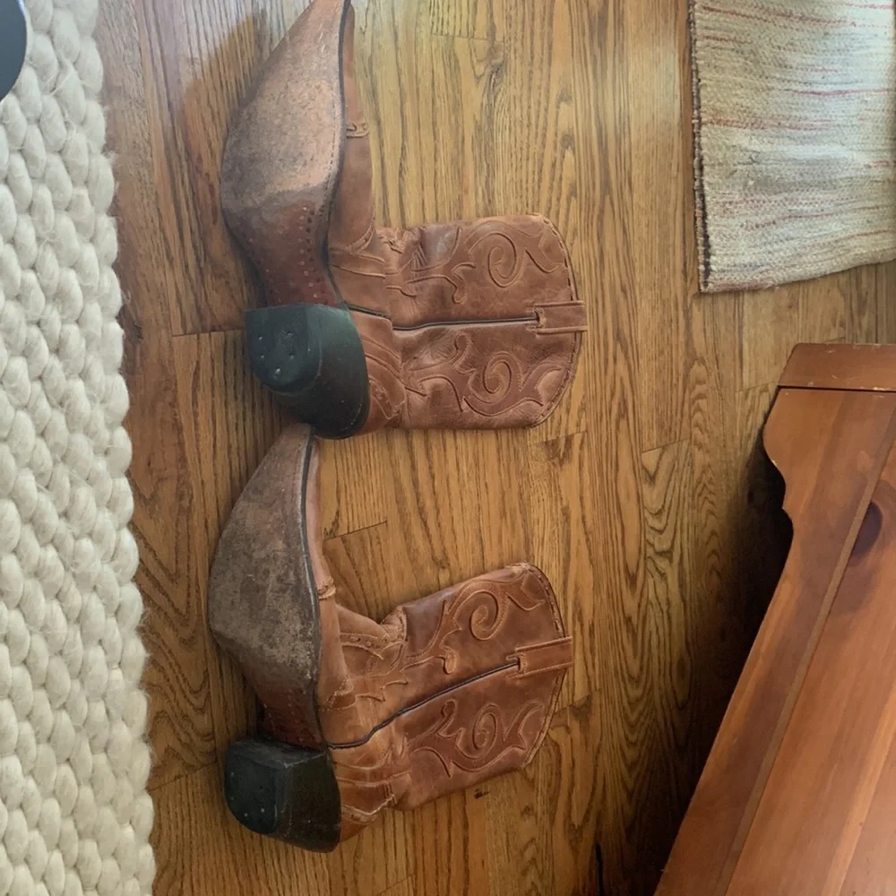 John b Stetson pointed toe leather boots! - Picture 4 of 6
